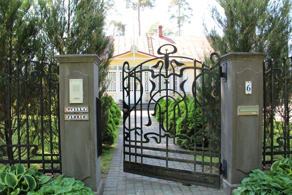 Villa Florio Jūrkalne Buitenkant foto